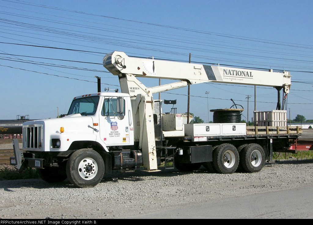Union Pacific InternationalNational crane truck 64104